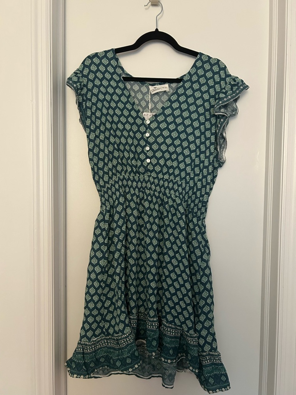Green Printed Shift Dress with White Geometric Motif